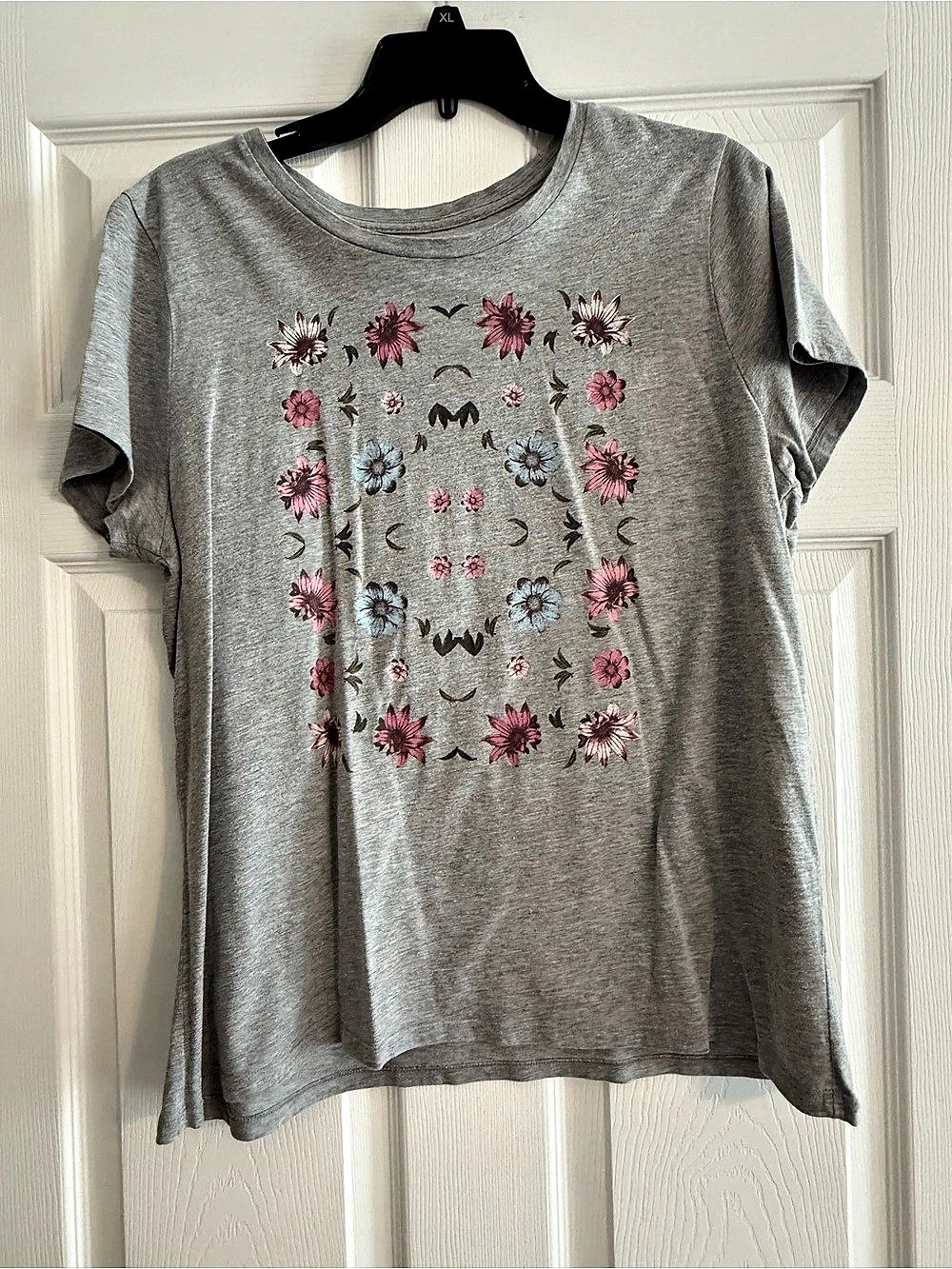 Lucky Brand Floral Graphic Classic T-Shirt Gray & Pink XL